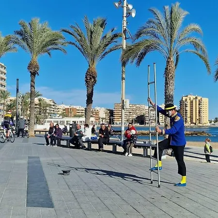 Espana - Punta Prima Orihuela Costa - Large For 6-people 85m2 And Terrace 40m2 Air Conditioning Wi-fi Living Kitchen 2 Bedrooms 2 Bathrooms 3 Swimming Pools Parking Security To The Sea 200m Only 40 Min To The Airport Lejlighed Torrevieja