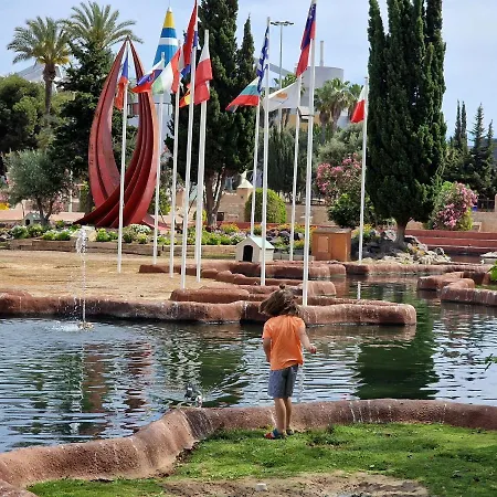 Espana - Punta Prima Orihuela Costa - Large For 6-people 85m2 And Terrace 40m2 Air Conditioning Wi-fi Living Kitchen 2 Bedrooms 2 Bathrooms 3 Swimming Pools Parking Security To The Sea 200m Only 40 Min To The Airport Lejlighed Torrevieja