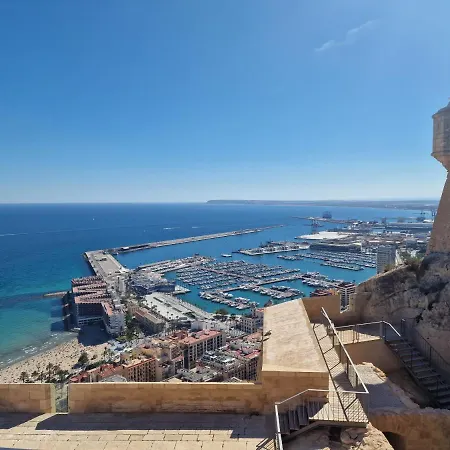 Lägenhet Espana - Punta Prima Orihuela Costa - Large For 6-people 85m2 And Terrace 40m2 Air Conditioning Wi-fi Living Kitchen 2 Bedrooms 2 Bathrooms 3 Swimming Pools Parking Security To The Sea 200m Only 40 Min To The Airport *