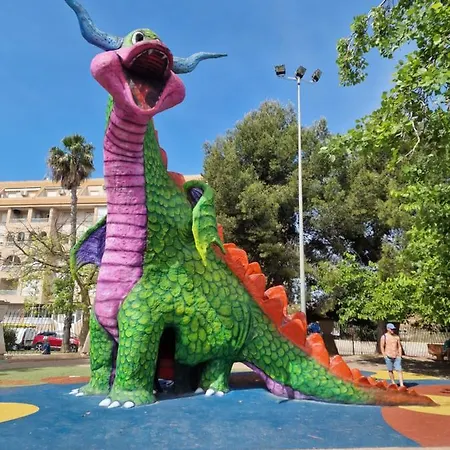 Lägenhet Espana - Punta Prima Orihuela Costa - Large For 6-people 85m2 And Terrace 40m2 Air Conditioning Wi-fi Living Kitchen 2 Bedrooms 2 Bathrooms 3 Swimming Pools Parking Security To The Sea 200m Only 40 Min To The Airport