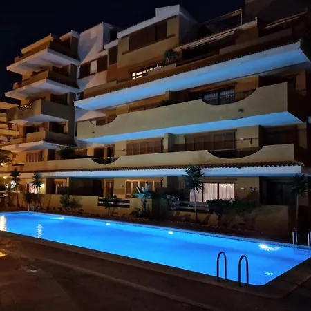 Espana - Punta Prima Orihuela Costa - Large For 6-people 85m2 And Terrace 40m2 Air Conditioning Wi-fi Living Kitchen 2 Bedrooms 2 Bathrooms 3 Swimming Pools Parking Security To The Sea 200m Only 40 Min To The Airport