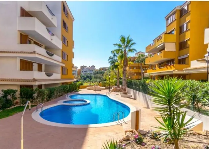 Espana - Punta Prima Orihuela Costa - Large For 6-people 85m2 And Terrace 40m2 Air Conditioning Wi-fi Living Kitchen 2 Bedrooms 2 Bathrooms 3 Swimming Pools Parking Security To The Sea 200m Only 40 Min To The Airport 公寓 *