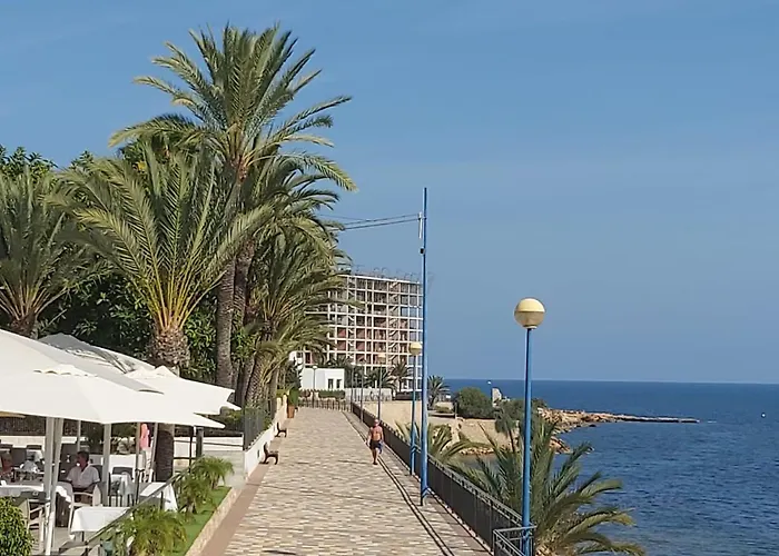 公寓 Espana - Punta Prima Orihuela Costa - Large For 6-people 85m2 And Terrace 40m2 Air Conditioning Wi-fi Living Kitchen 2 Bedrooms 2 Bathrooms 3 Swimming Pools Parking Security To The Sea 200m Only 40 Min To The Airport 托雷维耶哈