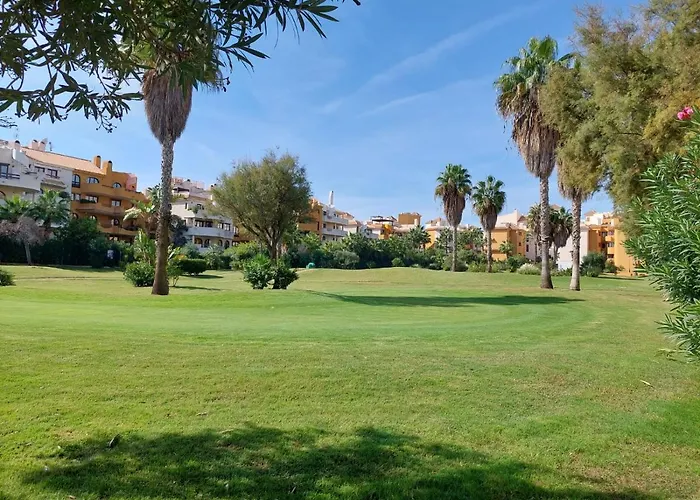 公寓 Espana - Punta Prima Orihuela Costa - Large For 6-people 85m2 And Terrace 40m2 Air Conditioning Wi-fi Living Kitchen 2 Bedrooms 2 Bathrooms 3 Swimming Pools Parking Security To The Sea 200m Only 40 Min To The Airport *
