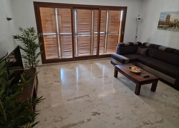 Espana - Punta Prima Orihuela Costa - Large For 6-people 85m2 And Terrace 40m2 Air Conditioning Wi-fi Living Kitchen 2 Bedrooms 2 Bathrooms 3 Swimming Pools Parking Security To The Sea 200m Only 40 Min To The Airport 公寓 托雷维耶哈