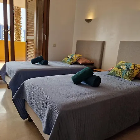 Espana - Punta Prima Orihuela Costa - Large For 6-people 85m2 And Terrace 40m2 Air Conditioning Wi-fi Living Kitchen 2 Bedrooms 2 Bathrooms 3 Swimming Pools Parking Security To The Sea 200m Only 40 Min To The Airport * Torrevieja